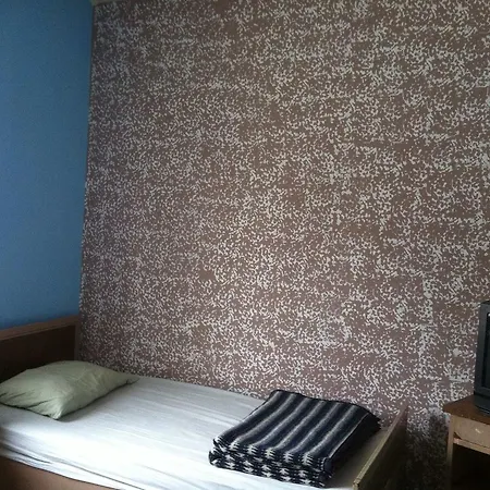 Hostel Huedaverdi